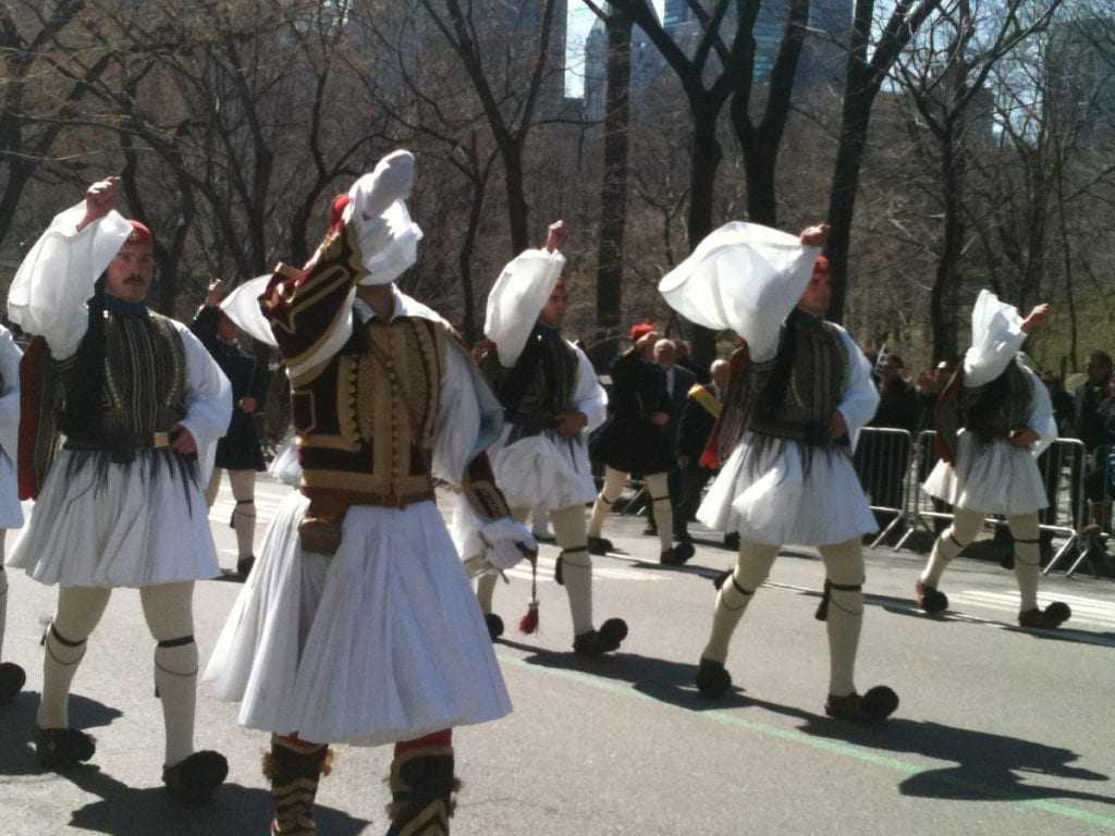 NY_2703_2011_Parade_5th_Av